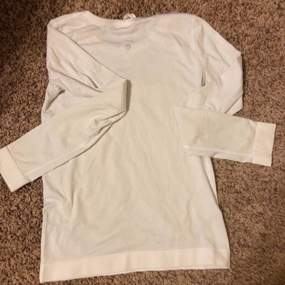 Lululemon Swiftly Tech - Picture 3 of 4